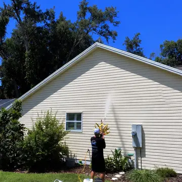 House washing in progress